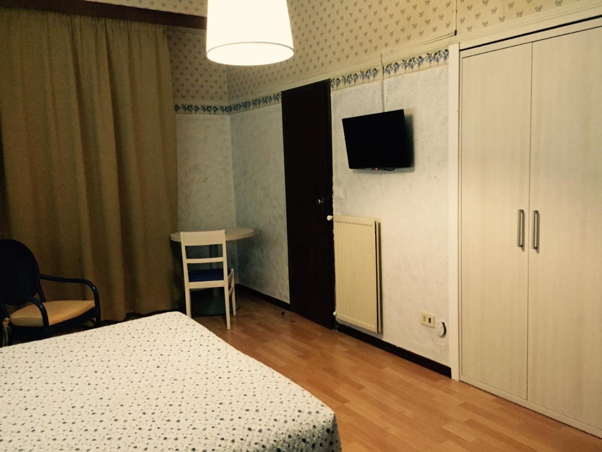 Hotel Biondi Montecatini Terme Rom bilde